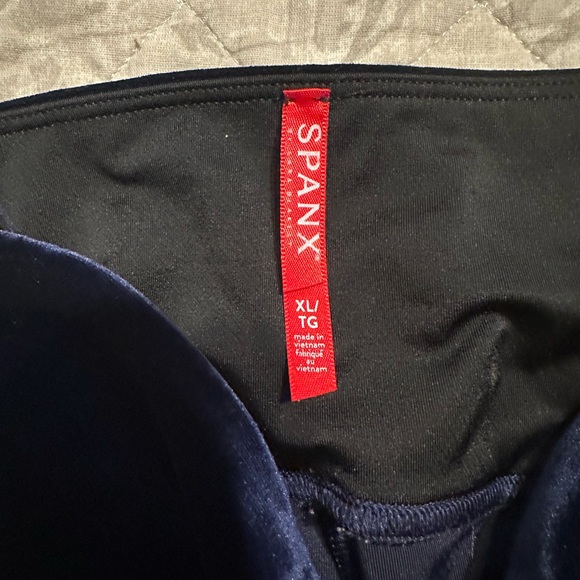 Spanx midnight blue velvet velour pull on stretch support leggings - Picture 3 of 3